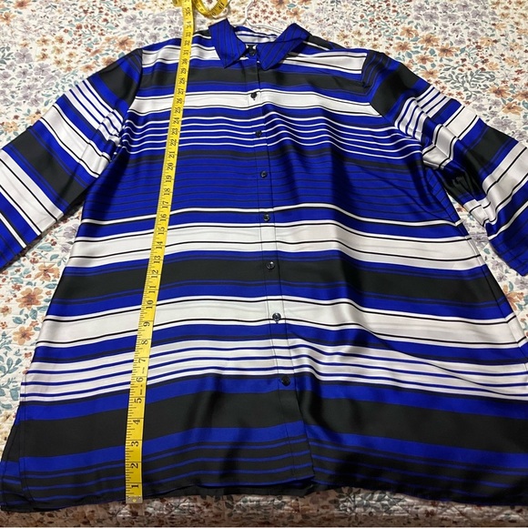 Chico’s Striped Blue and Black Button-Up Shirt - Picture 4 of 6